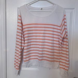 Aritzia TNA Crewneck Shirt